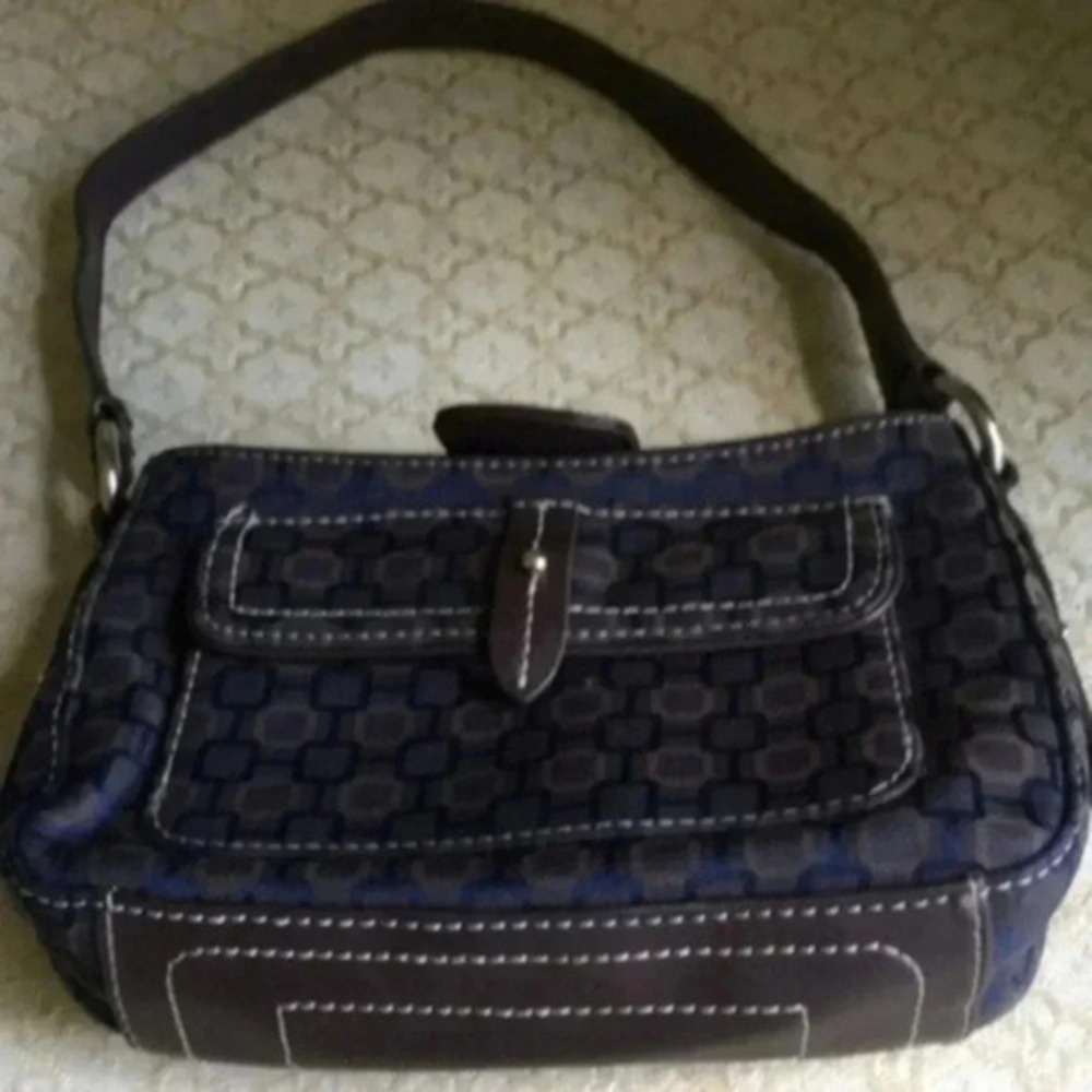 Nine West Ladies hand bag